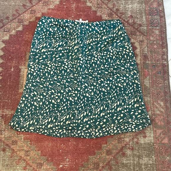 ba&sh Eva green mini skirt size M - Picture 2 of 4